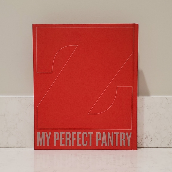 My Perfect Pantry: 150 Easy Recipes from 50 Essential Ingredients - Cookbook - Picture 9 of 11